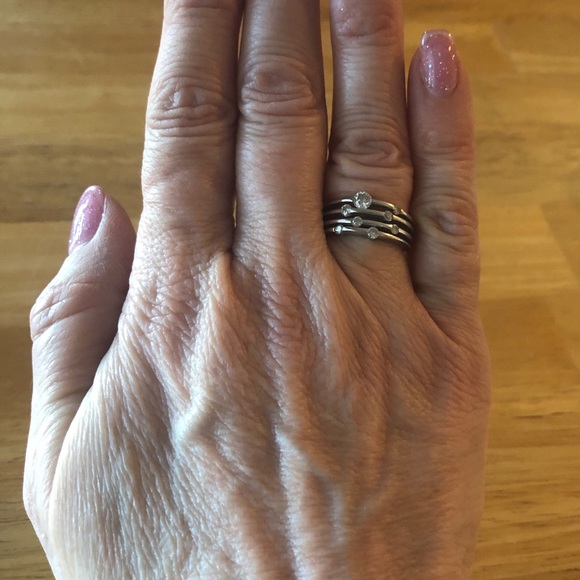 COPY - White gold diamond Ring - Picture 3 of 4